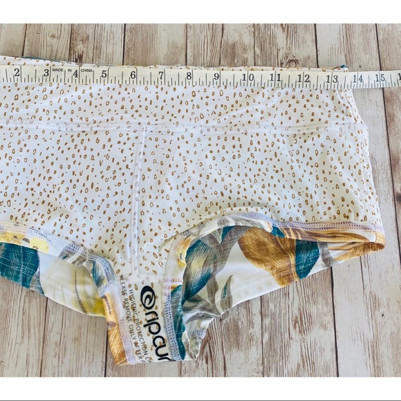 Rip Curl Tropic Sol Mirage Rev. Bikini - Picture 12 of 14